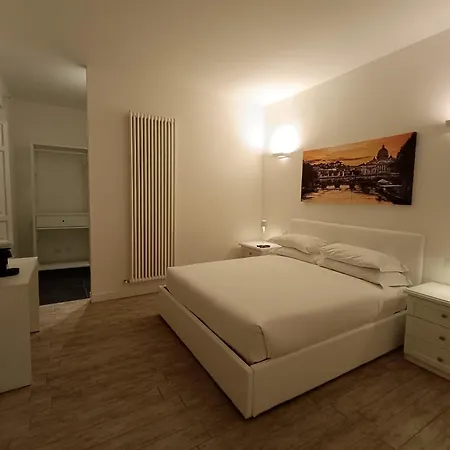 Bq House Fori Imperiali Luxury 招待所 4*