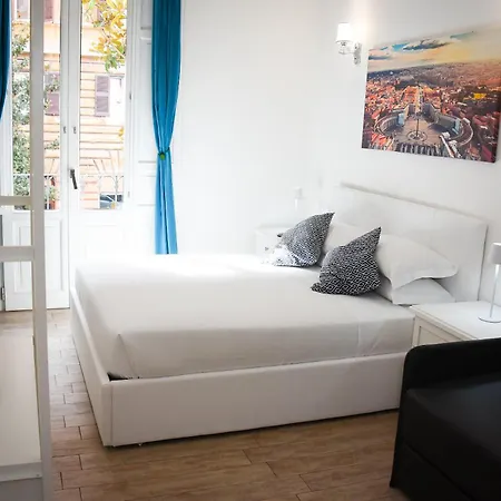 Bq House Fori Imperiali Luxury 4* 罗马