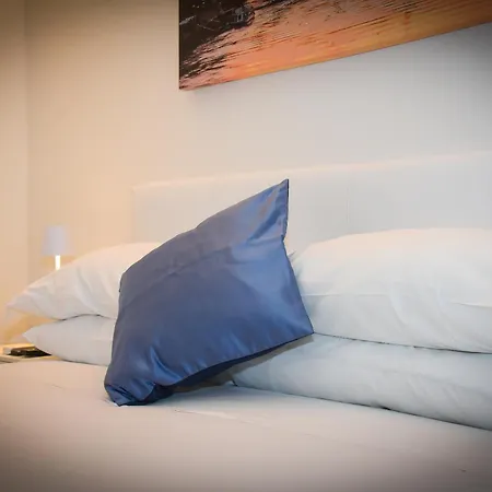 Bq House Fori Imperiali Luxury 招待所 罗马