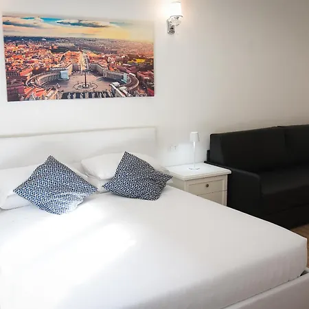 Bq House Fori Imperiali Luxury 招待所 罗马