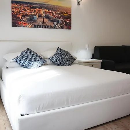 Bq House Fori Imperiali Luxury 4*