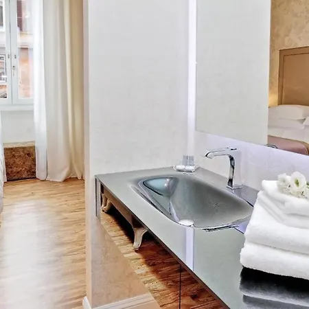 Bq House Fori Imperiali Luxury 招待所 罗马