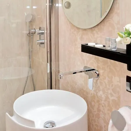 Bq House Fori Imperiali Luxury 4*